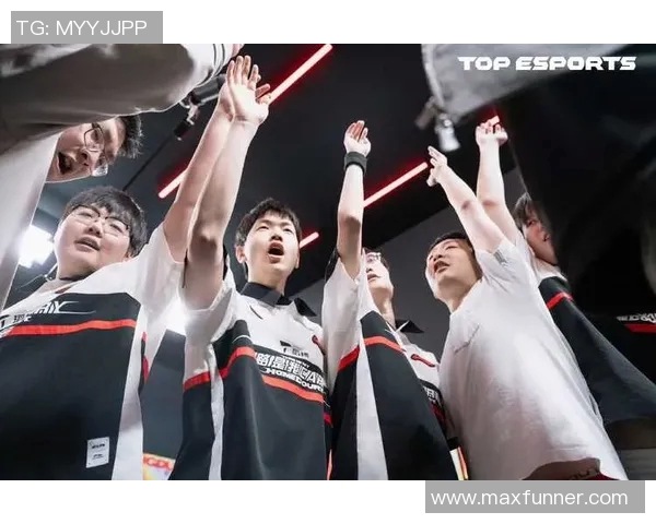 TES战队在冠军杯积分榜中以72分稳居首位，领先对手展现强劲实力