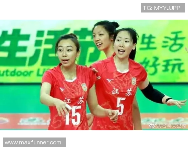 南京排球队实力引发热议球迷对球队表现的不同看法与分析