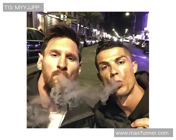 足球明星携手包展现时尚魅力真实图片大赏 足球明星携手包展现时尚魅力真实图片大赏